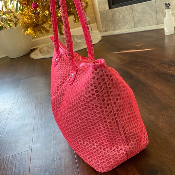 Carpisa Mesh Tote Bag - Picture 2 of 3